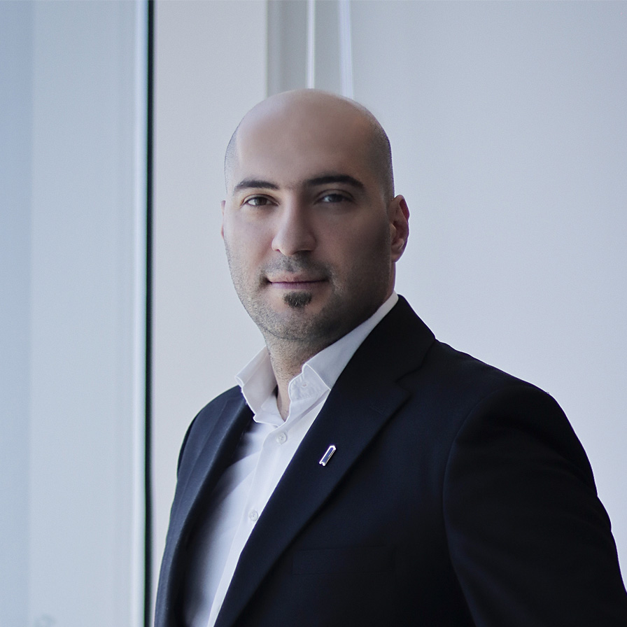 مهدی آقاسی زاده